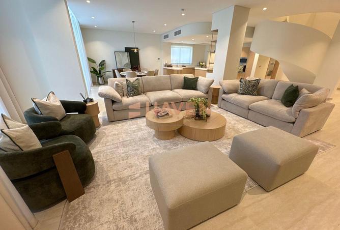 54096129 - Property Image 2