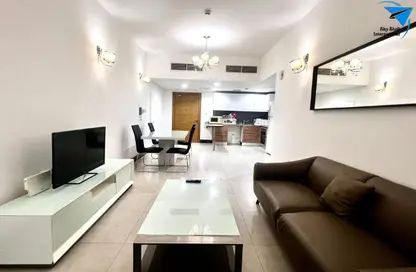 Apartment - 2 Bedrooms - 3 Bathrooms for rent in Al Juffair - Capital Governorate