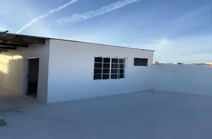 تاون هاوس - 8 غرف نوم - 5 حمامات للبيع في الحورة - محافظة العاصمة