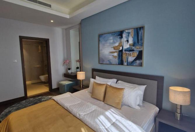 992789 - Property Image 2