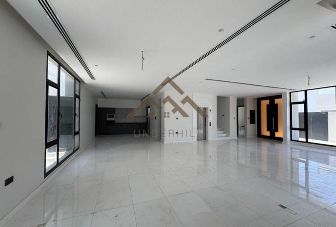53242102 - Property Main Image
