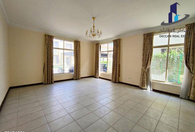 51746598 - Property Image 2