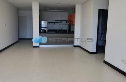 Apartment - 3 Bedrooms - 4 Bathrooms for rent in Reef Island - Capital Governorate