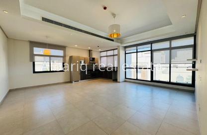 Apartment - 2 Bedrooms - 2 Bathrooms for rent in Saar - Northern Governorate