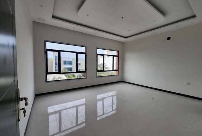 56672362 - Property Image 2