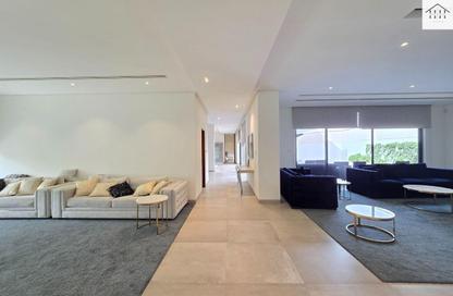 Villa - 5 Bedrooms - 7+ Bathrooms for rent in Zinj - Manama - Capital Governorate