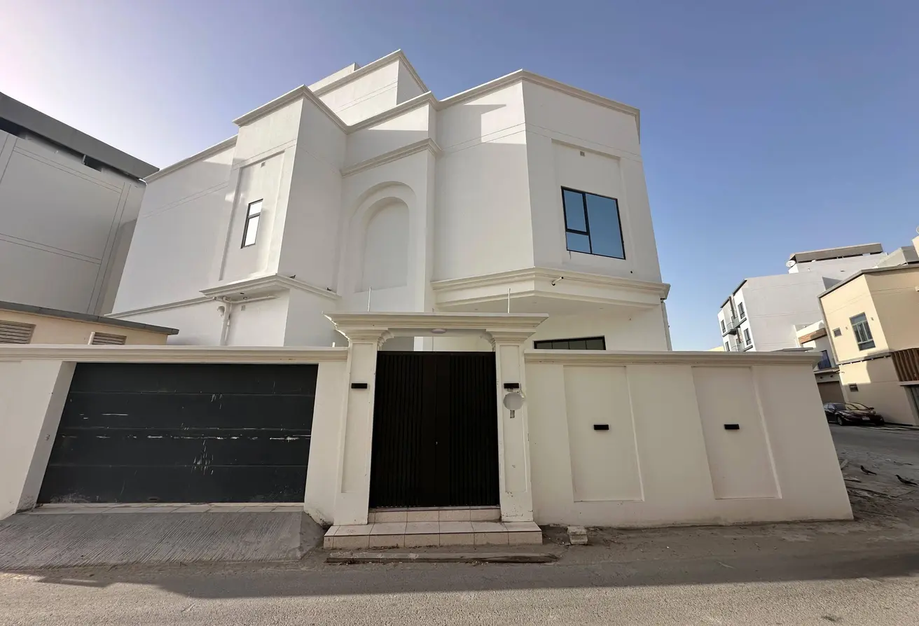 53627800 - Property Main Image