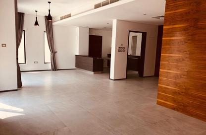 Villa - 3 Bedrooms - 3 Bathrooms for rent in Saar - Northern Governorate