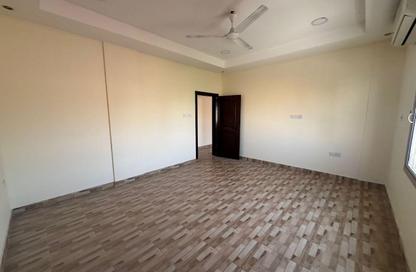 Apartment - 2 Bedrooms - 2 Bathrooms for rent in Tubli - Central Governorate