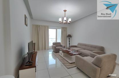 Apartment - 2 Bedrooms - 3 Bathrooms for rent in Busaiteen - Muharraq Governorate