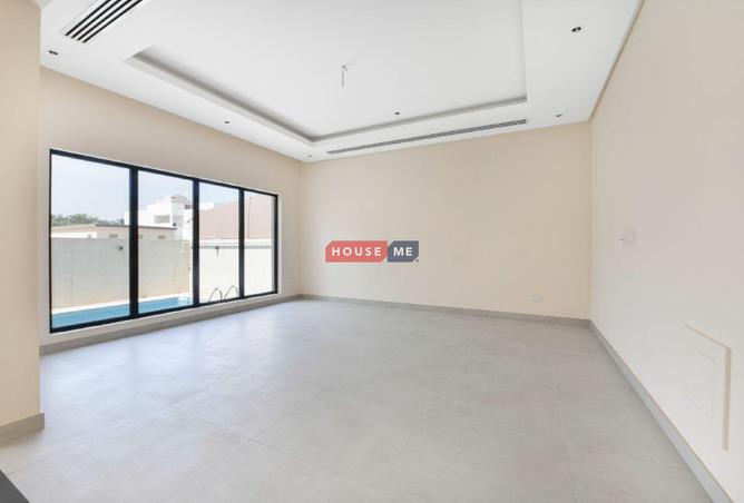 993270 - Property Image 2