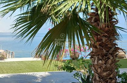 Villa - 4 - 5 for sale in Durrat Marina - Durrat Al Bahrain - Southern Governorate