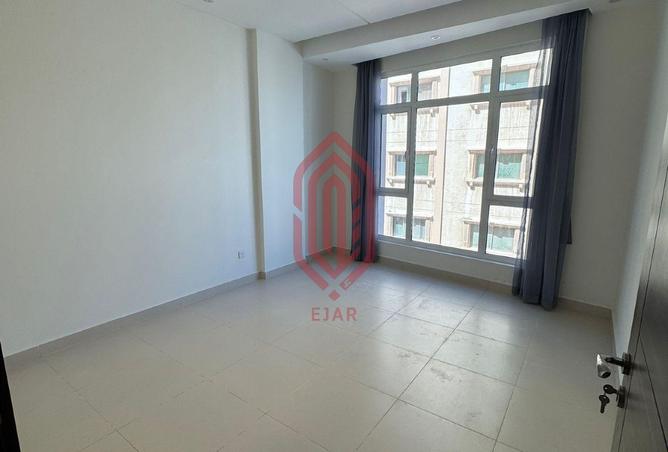 52327436 - Property Main Image