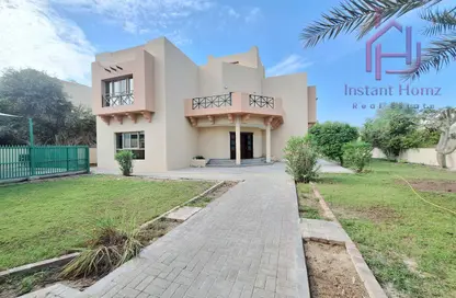 Villa - 4 Bedrooms - 5 Bathrooms for rent in Janabiya - Northern Governorate
