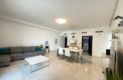 Apartment - 2 - 2 for rent in Al Juffair - Capital Governorate