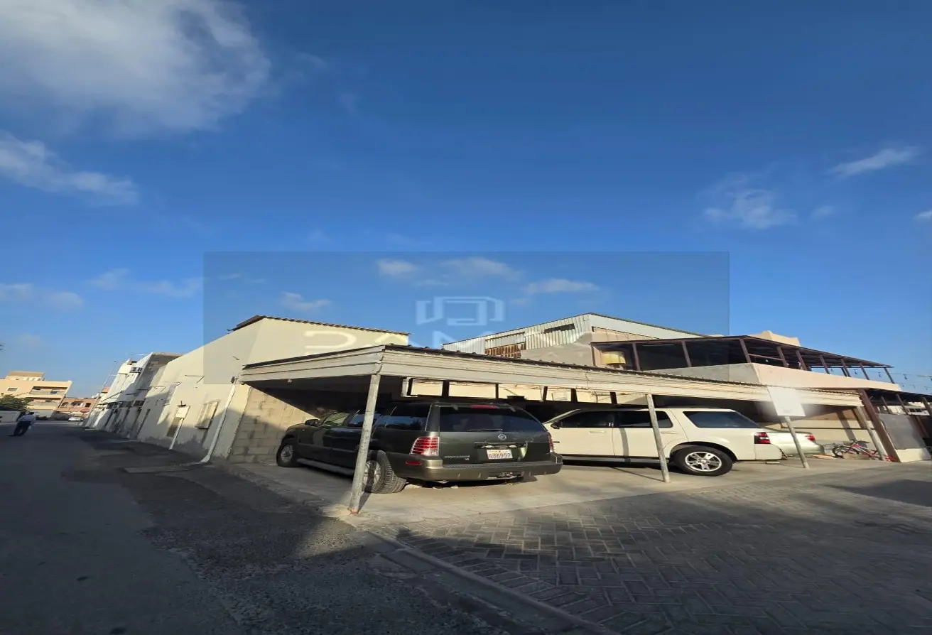 988186 - Property Main Image