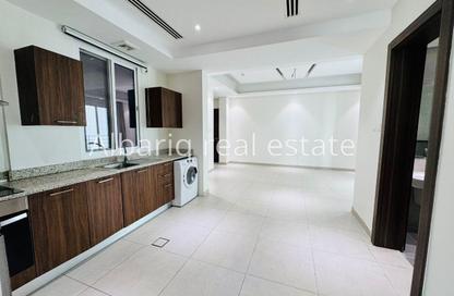 Apartment - 2 Bedrooms - 2 Bathrooms for rent in Al Burhama - Manama - Capital Governorate