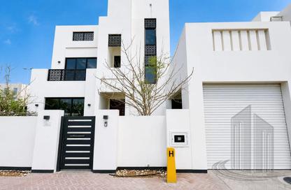 Villa - 4 Bedrooms - 5 Bathrooms for rent in Al Sherooq - Diyar Al Muharraq - Muharraq Governorate