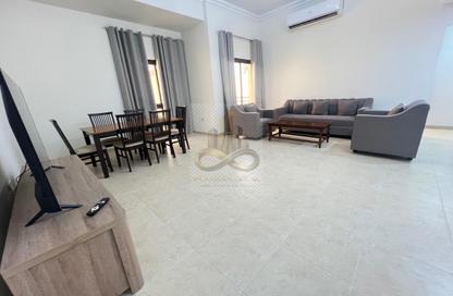 Apartment - 2 - 2 for rent in Al Burhama - Manama - Capital Governorate