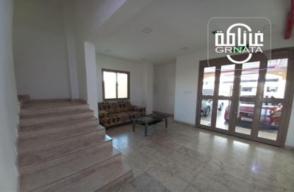 Apartment - 2 Bedrooms - 2 Bathrooms for rent in Al Burhama - Manama - Capital Governorate