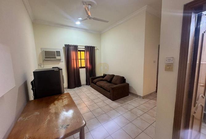 1001773 - Property Image 2