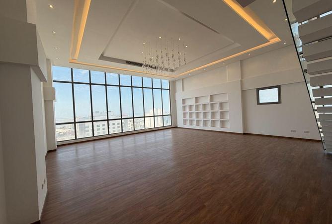 993345 - Property Main Image