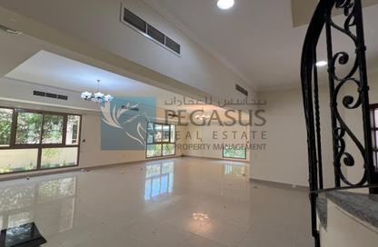 Villa - 4 Bedrooms - 5 Bathrooms for rent in Saar - Northern Governorate