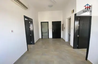 Apartment - 2 Bedrooms - 2 Bathrooms for rent in Riffa Al Sharqi - Riffa - Southern Governorate