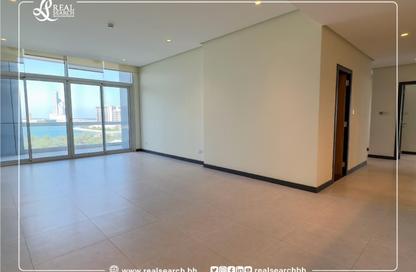 Apartment - 3 Bedrooms - 5 Bathrooms for rent in Reef Island - Capital Governorate