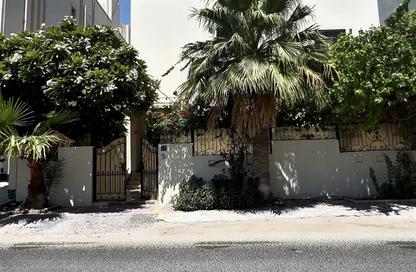 Villa - 5 - 6 for rent in Saar - Northern Governorate