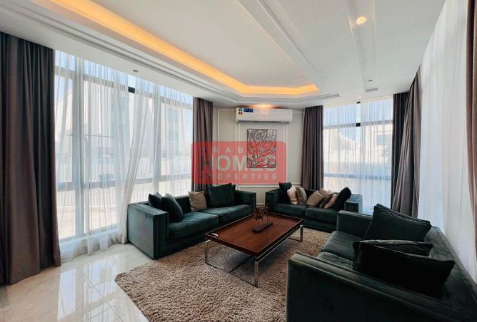 987076 - Property Image 2