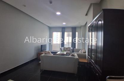 Apartment - 2 Bedrooms - 2 Bathrooms for rent in Busaiteen - Muharraq Governorate