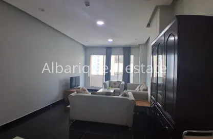 Apartment - 2 Bedrooms - 2 Bathrooms for rent in Busaiteen - Muharraq Governorate