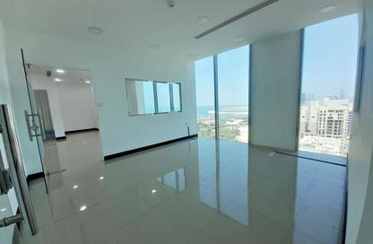 Office Space - Studio - 2 for rent in Seef - Capital Governorate
