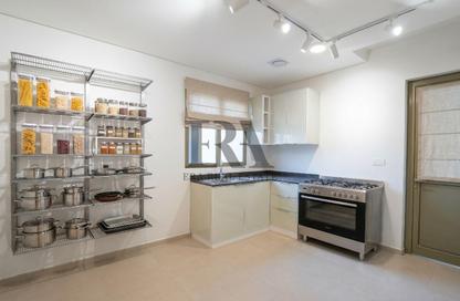 فيلا - 5 غرف نوم - 5 حمامات للايجار في السدرة - ديار المحرق - المحرق