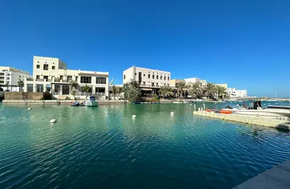 فيلا - 2 غرف نوم - 3 حمامات للبيع في مدينة المرسى - أمواج - المحرق