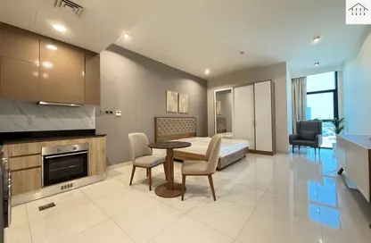 Apartment - 1 Bathroom for rent in Sanabis - Manama - Capital Governorate