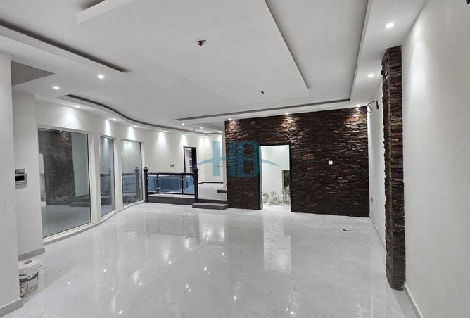 54013895 - Property Image 2