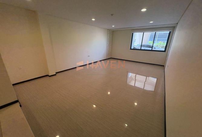53574415 - Property Main Image