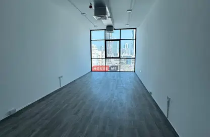 Office Space - 1 Bedroom - 1 Bathroom for sale in Al Burhama - Manama - Capital Governorate