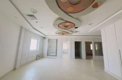 Office Space - Studio - 2 Bathrooms for rent in Um Al Hasam - Manama - Capital Governorate