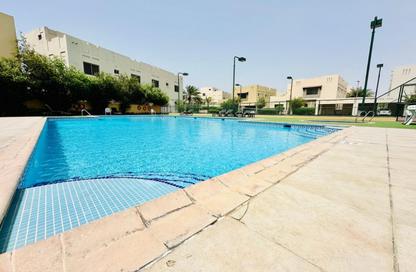 Villa - 4 Bedrooms - 5 Bathrooms for rent in Janabiya - Northern Governorate