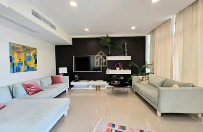 Apartment - 2 Bedrooms - 2 Bathrooms for rent in Amwaj Avenue - Amwaj Islands - Muharraq Governorate