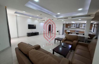 Apartment - 3 Bedrooms - 3 Bathrooms for rent in Segaya - Manama - Capital Governorate