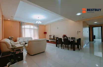 Apartment - 3 Bedrooms - 3 Bathrooms for rent in Mahooz - Manama - Capital Governorate