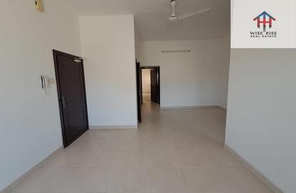 Apartment - 2 Bedrooms - 2 Bathrooms for rent in Muharraq - Muharraq Governorate