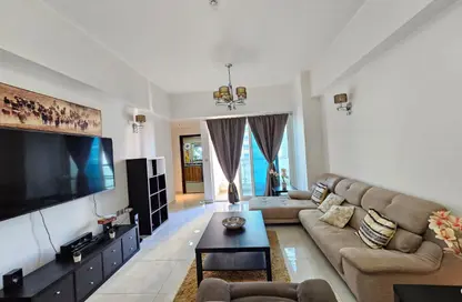 Apartment - 2 Bedrooms - 2 Bathrooms for rent in Al Juffair - Capital Governorate