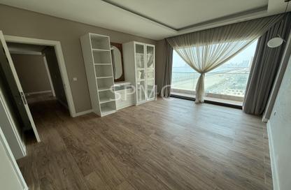 Apartment - 2 Bedrooms - 3 Bathrooms for rent in Hidd - Muharraq Governorate