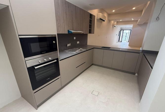 998259 - Property Image 3