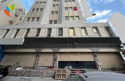 Shop - Studio - 5 Bathrooms for rent in Exhibition Road - Hoora - Capital Governorate